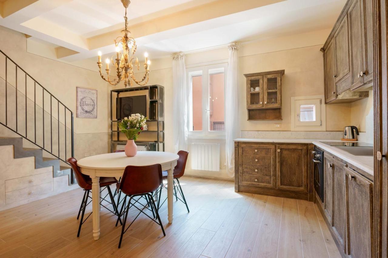 Canaletto Apartment Bologna Bagian luar foto