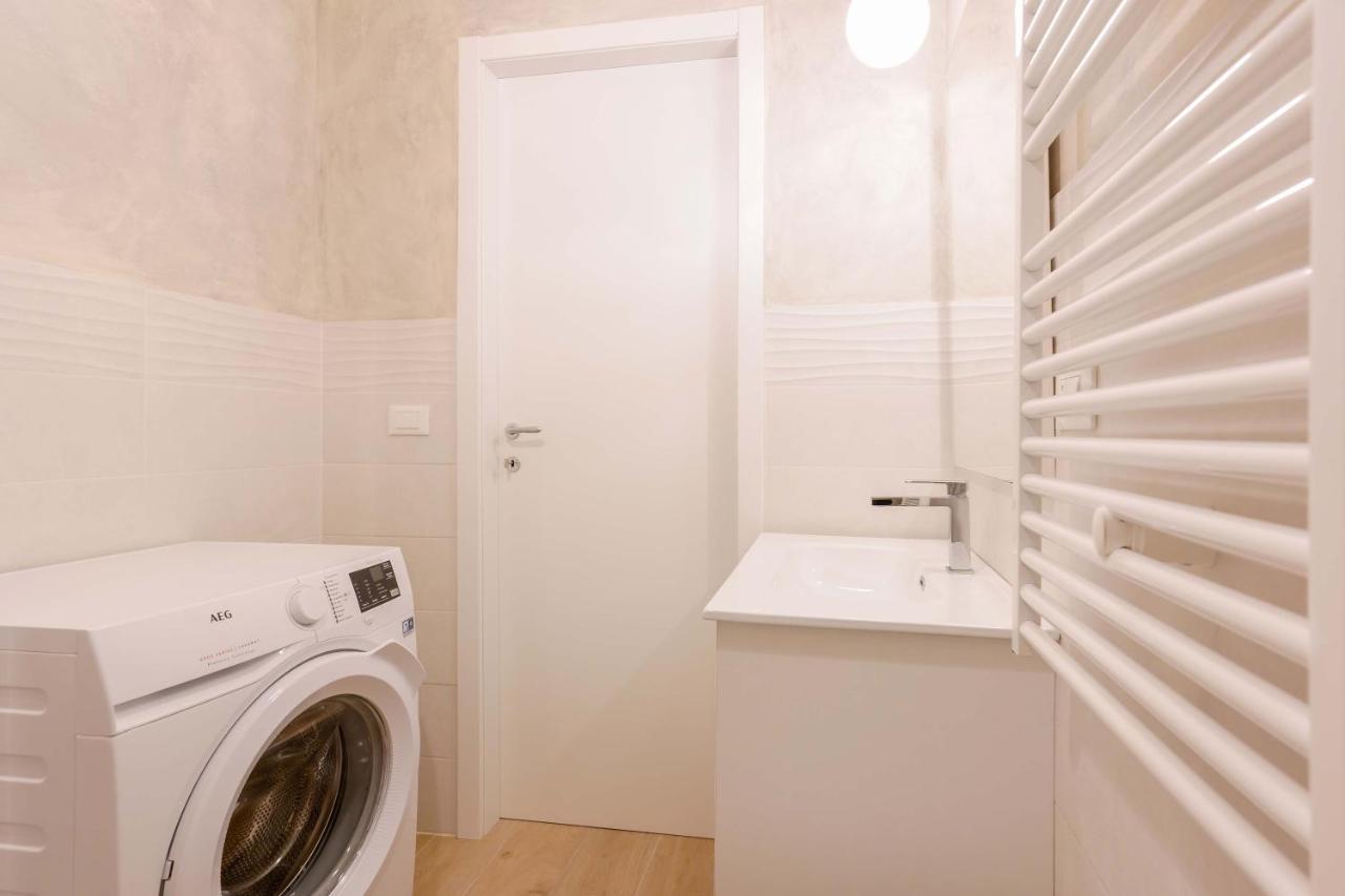 Canaletto Apartment Bologna Bagian luar foto