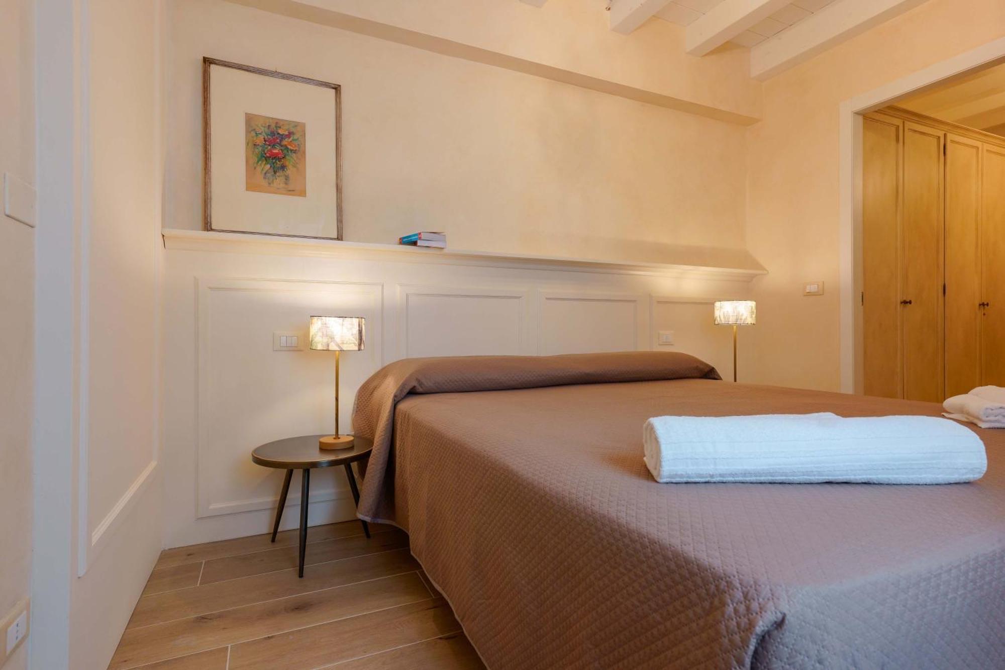Canaletto Apartment Bologna Bagian luar foto