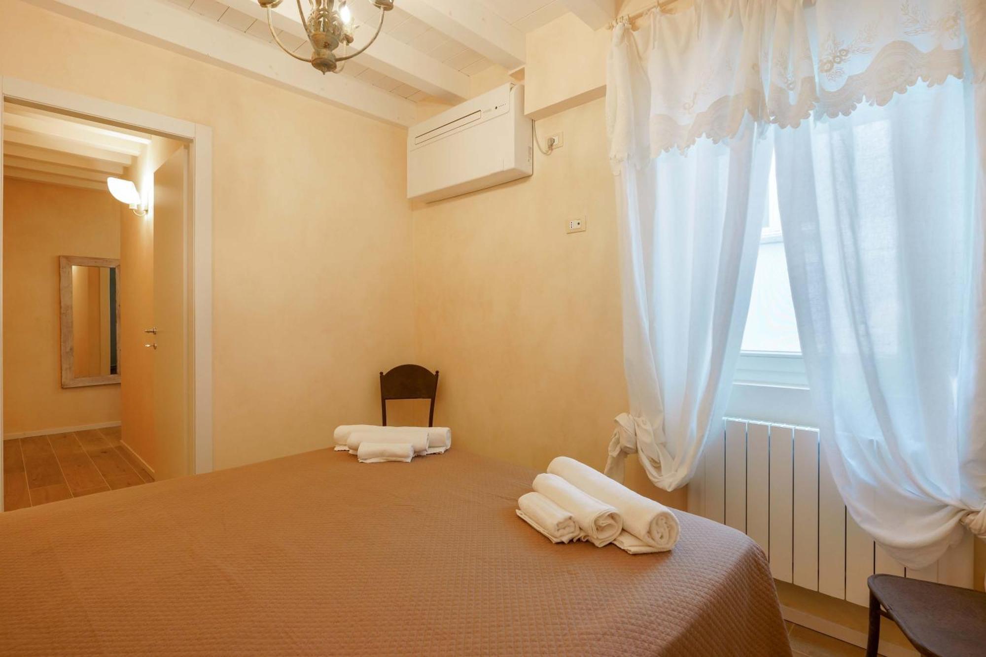 Canaletto Apartment Bologna Bagian luar foto