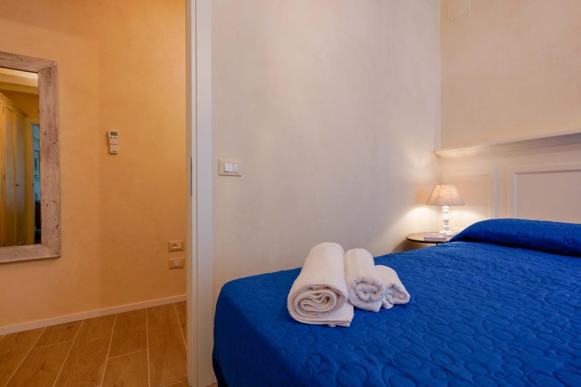 Canaletto Apartment Bologna Bagian luar foto