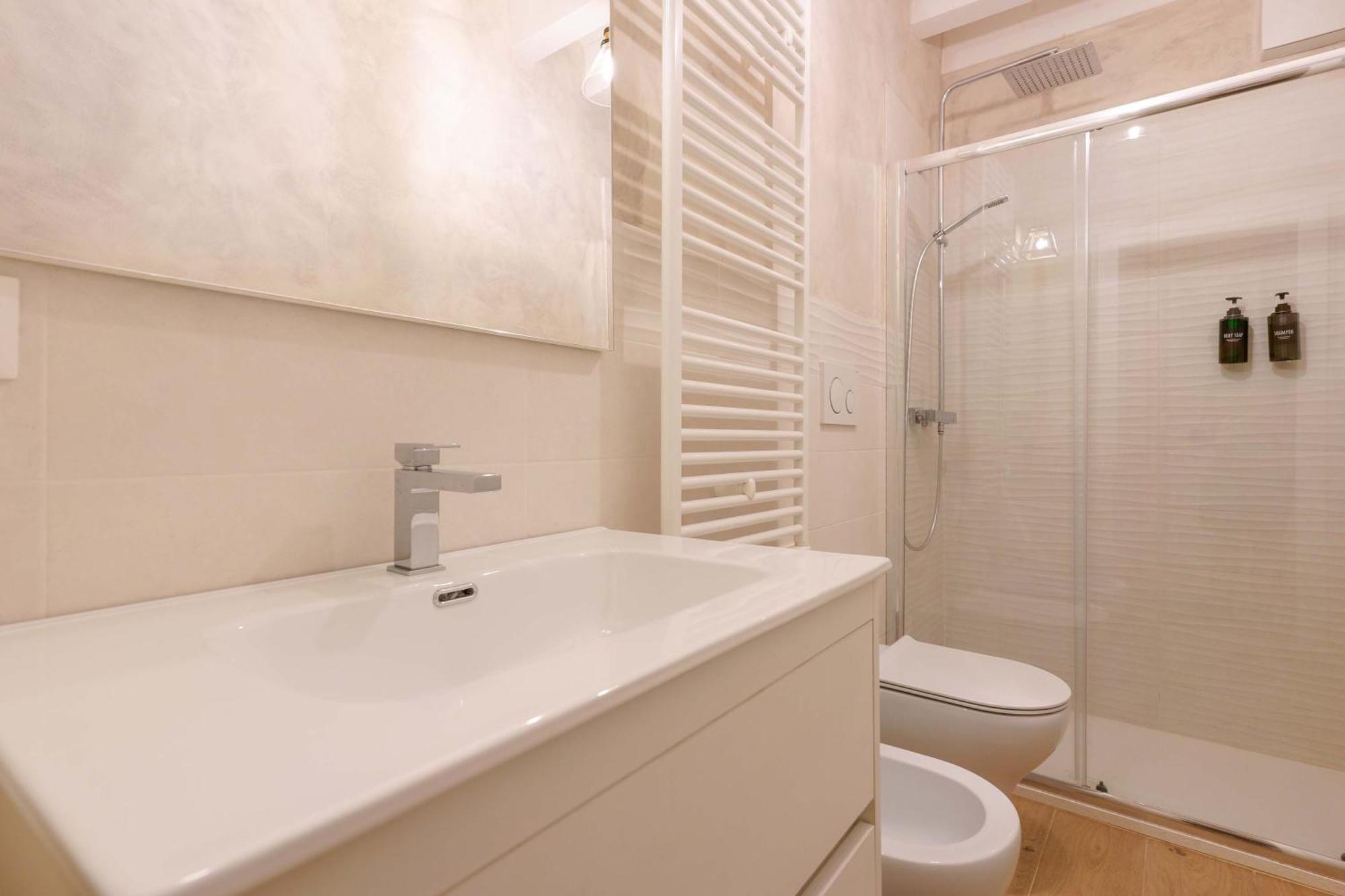 Canaletto Apartment Bologna Bagian luar foto